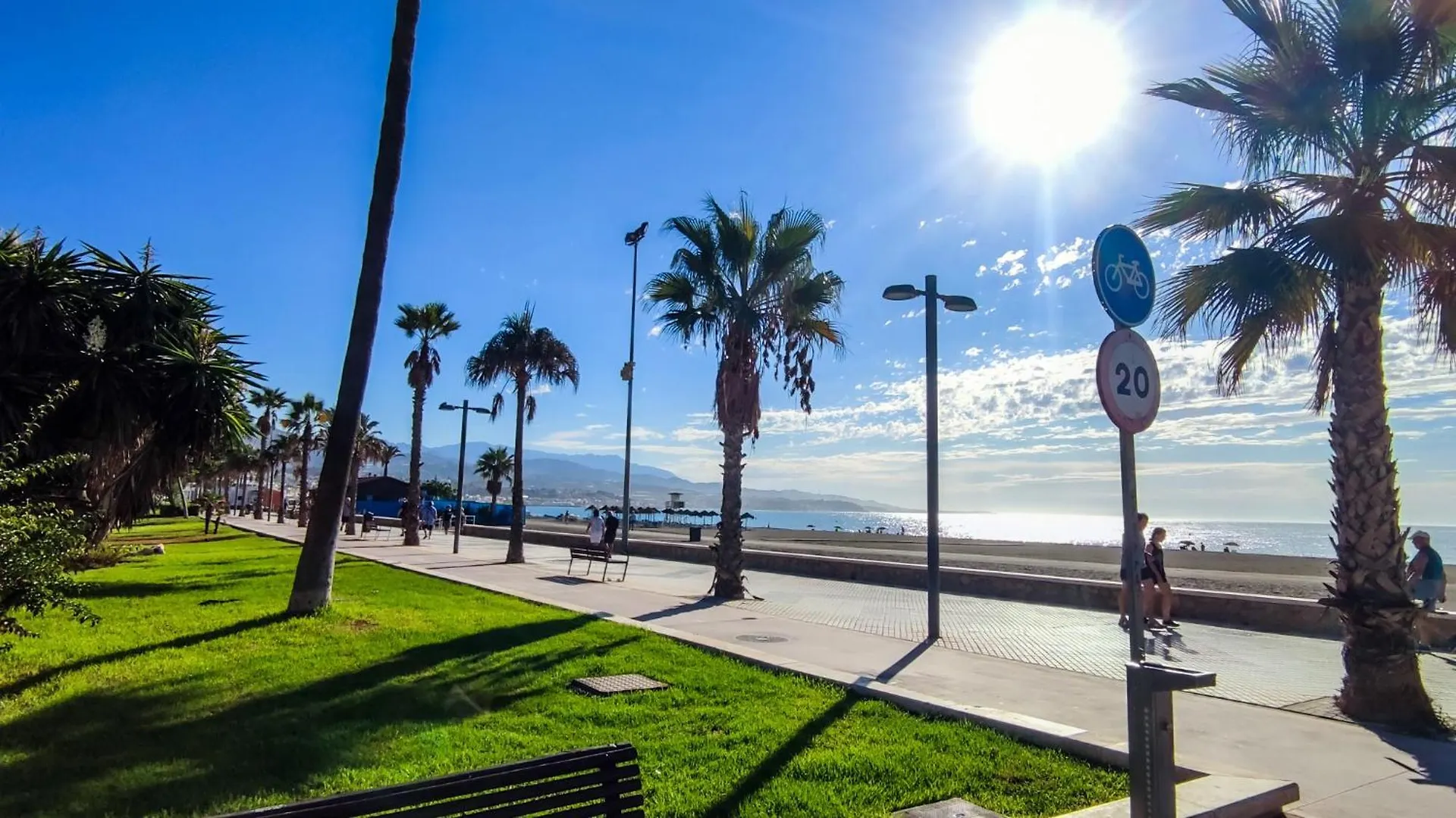 Sup T12 People - Alojamientos La Torre Torre Del Mar Spain
